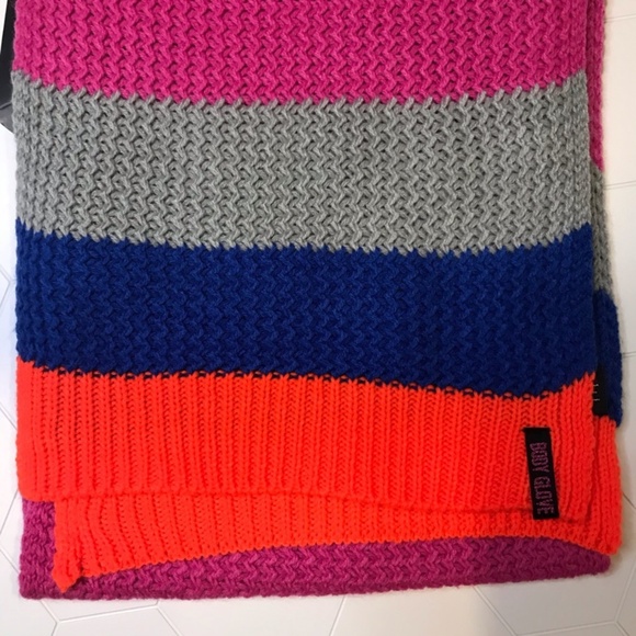 Body Glove Women's Cold Weather Hat & Scarf Set - Picture 6 of 7